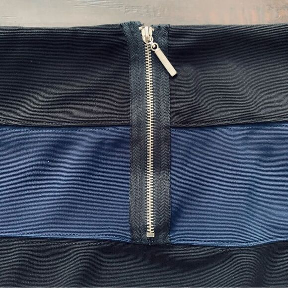 Forever 21 Black & Navy Super Stretchy Ribbed Mini Pencil Skirt | Size: S - Picture 4 of 5